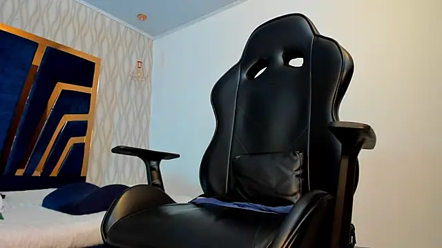 Petesevans online show from March 13, 2025, 5:54 am