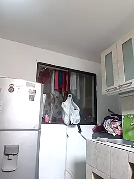 karlythothxh online show from October 8, 2025, 6:38 pm