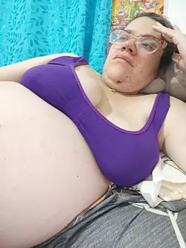 karlythothxh online show from June 29, 2026, 8:31 pm