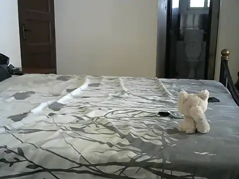 Snapshot of Slim_India chatting on February 14, 2026, 3:36 am Slim India online show from February 14, 2026, 3:36 am