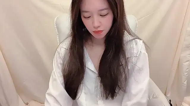 Tw Zoella online show from January 9, 2026, 3:26 pm