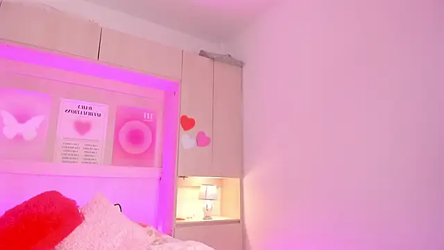 Snapshot of SophiaaStone chatting on March 4, 2025, 11:40 am SophiaaStone online show from March 4, 2025, 11:40 am