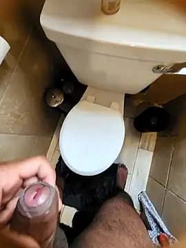 Stud 555 online show from December 2, 2025, 7:36 am