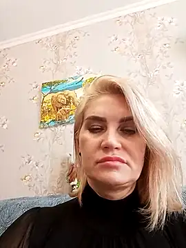 JennyOMay online show from February 14, 2025, 5:19 am