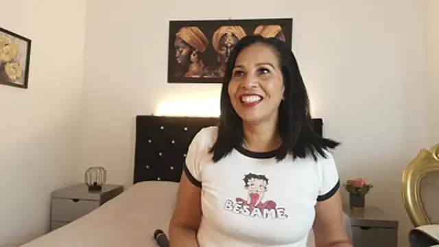 Shanon mature online show from April 29, 2026, 7:20 pm