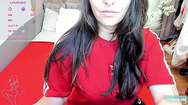 kassy hotdevil online show from May 5, 2026, 6:32 am