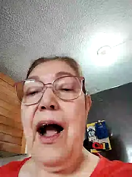 Snapshot of Vicky_Rosse chatting on July 6, 2026, 3:25 pm Vicky Rosse online show from July 6, 2026, 3:25 pm