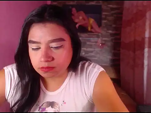 katrinawillff online show from November 21, 2025, 11:25 pm