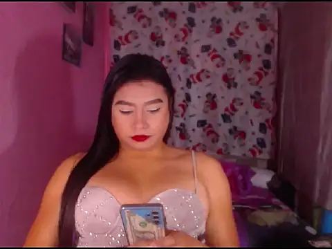 katrinawillff online show from December 18, 2025, 9:54 pm