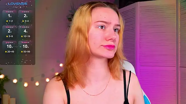 Snapshot of Ramona___ chatting on April 13, 2026, 6:19 am Ramona online show from April 13, 2026, 6:19 am