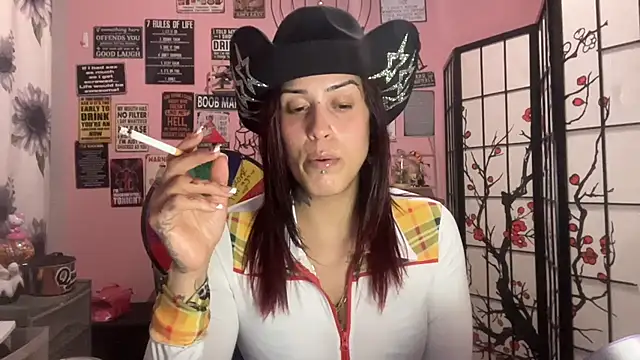 latinacubana online show from March 16, 2025, 6:20 am