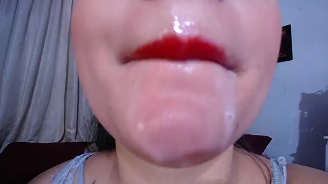 Snapshot of Sharlottee chatting on July 9, 2026, 12:15 am Sharlottee online show from July 9, 2026, 12:15 am