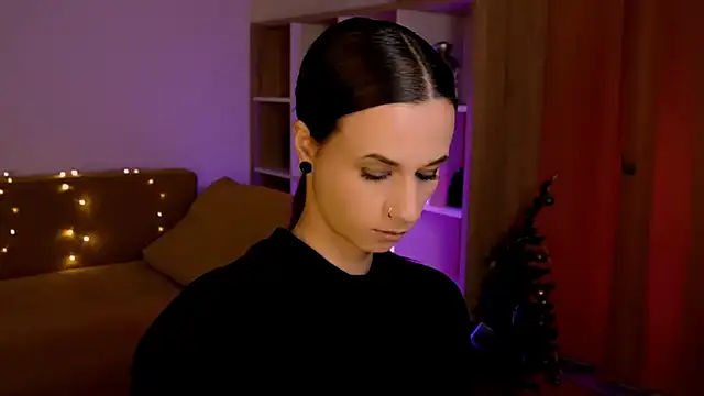 ItsAlisia online show from January 19, 2026, 6:39 am