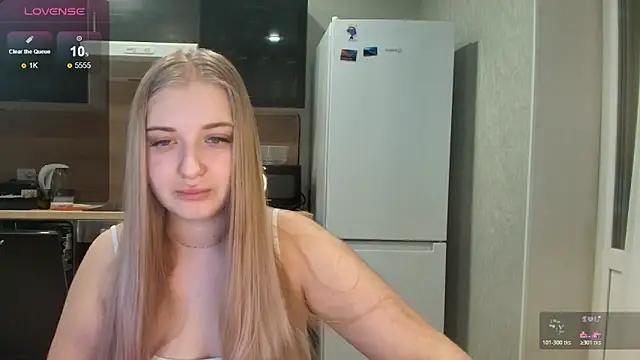 Adr1ana  online show from February 5, 2026, 4:50 am