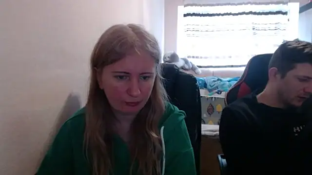 Snapshot of PeterAndJen chatting on March 27, 2026, 8:26 am PeterAndJen online show from March 27, 2026, 8:26 am