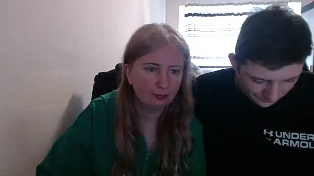 Snapshot of PeterAndJen chatting on March 28, 2026, 8:36 am PeterAndJen online show from March 28, 2026, 8:36 am