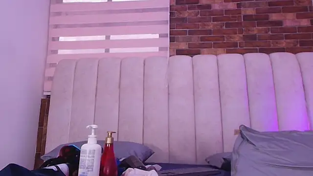 timkerbell  online show from April 16, 2026, 9:39 pm