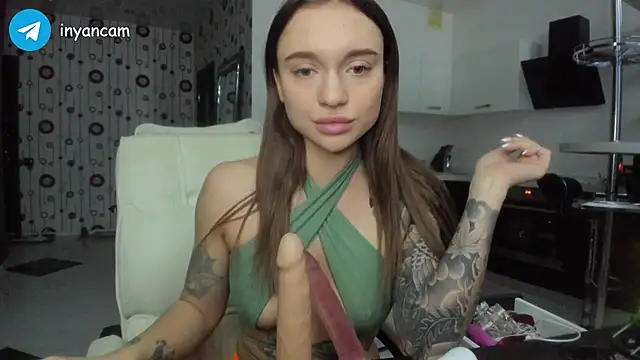  in yan online show from January 27, 2025, 11:22 am