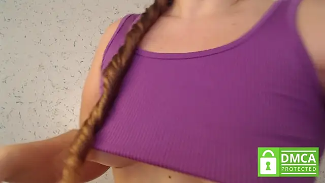 mollywayne online show from September 25, 2025, 9:57 am