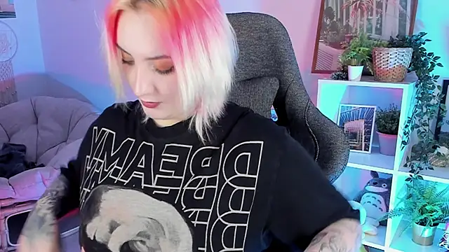 AsheLucker online show from March 3, 2025, 2:15 am