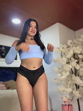 Ambar pe  online show from October 11, 2025, 2:33 am