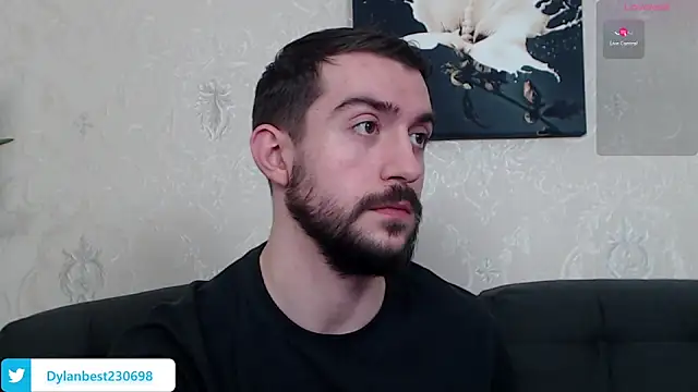 Snapshot of Dylan_Best chatting on January 16, 2025, 1:37 am Dylan Best online show from January 16, 2025, 1:37 am