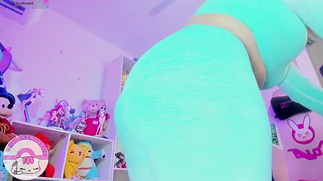 Snapshot of meda_kawaii_ chatting on March 9, 2025, 6:50 am meda kawaii  online show from March 9, 2025, 6:50 am