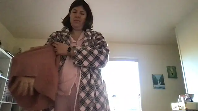 HYPHYtype online show from November 21, 2025, 6:39 pm