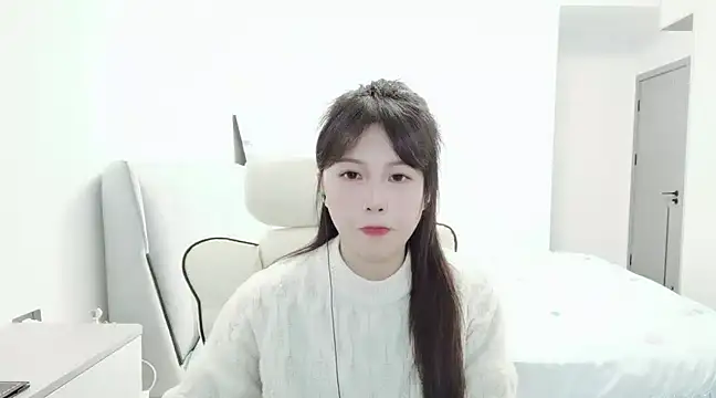 Snapshot of Sunset_glow chatting on January 4, 2025, 2:46 pm Sunset glow online show from January 4, 2025, 2:46 pm
