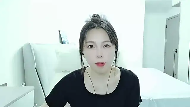Snapshot of Sunset_glow chatting on September 22, 2025, 8:38 am Sunset glow online show from September 22, 2025, 8:38 am