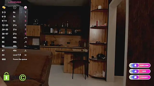 Model Mike online show from November 4, 2025, 10:31 pm