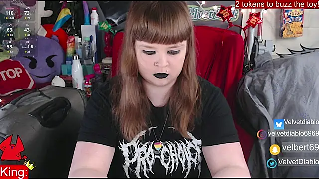 Snapshot of VelvetDiablo chatting on January 9, 2025, 1:29 am VelvetDiablo online show from January 9, 2025, 1:29 am