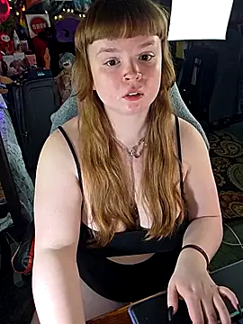 Snapshot of VelvetDiablo chatting on May 15, 2026, 11:23 pm VelvetDiablo online show from May 15, 2026, 11:23 pm