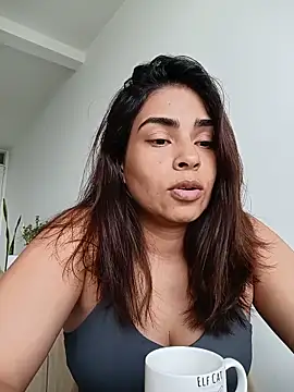 Snapshot of Ivanna2 chatting on May 29, 2026, 2:37 pm Ivanna2 online show from May 29, 2026, 2:37 pm