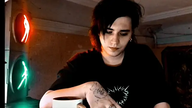 Snapshot of sademobeer chatting on February 3, 2026, 1:26 am sademobeer online show from February 3, 2026, 1:26 am