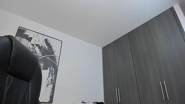 StacyConner online show from January 9, 2025, 1:18 am