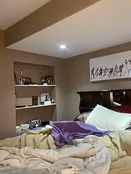 jordanu01 online show from March 13, 2025, 9:32 am