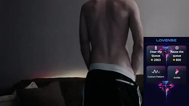 MaxRouger online show from November 12, 2025, 6:36 am