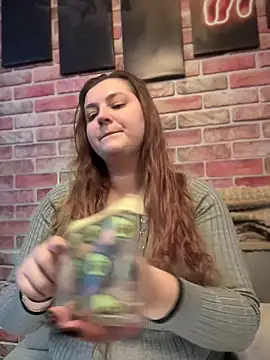 CandyShoopp online show from January 20, 2025, 9:35 am