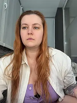 CandyShoopp online show from June 12, 2026, 5:12 pm