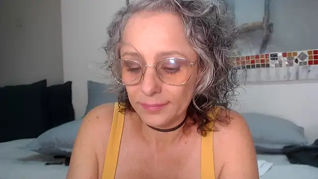 Pinkboobie online show from October 8, 2025, 4:48 pm