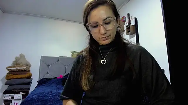 vanessabrown  online show from March 4, 2026, 7:53 pm