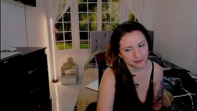 Snapshot of vanessabrown_ chatting on July 11, 2026, 6:43 pm vanessabrown online show from July 11, 2026, 6:43 pm
