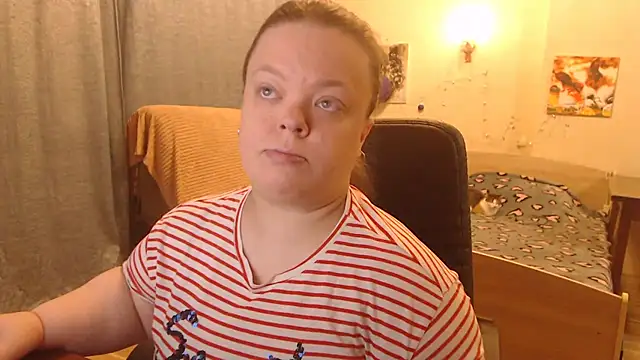 Janiffer MiMi online show from January 14, 2025, 7:32 pm