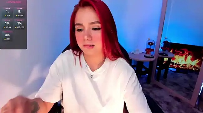 Snapshot of GiaBrooksX chatting on December 6, 2024, 5:31 am GiaBrooksX online show from December 6, 2024, 5:31 am