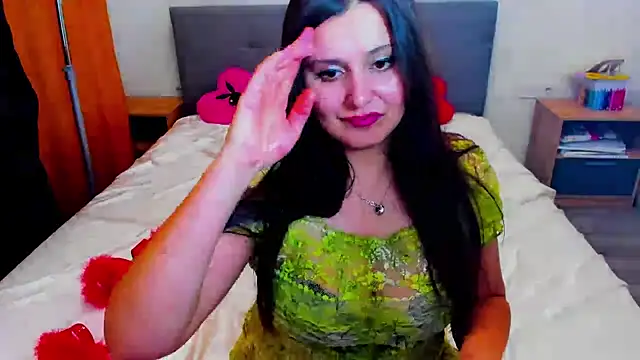 pinupmod online show from January 1, 2025, 7:53 pm