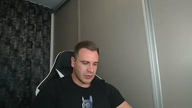 Thori92 online show from September 21, 2025, 5:58 pm