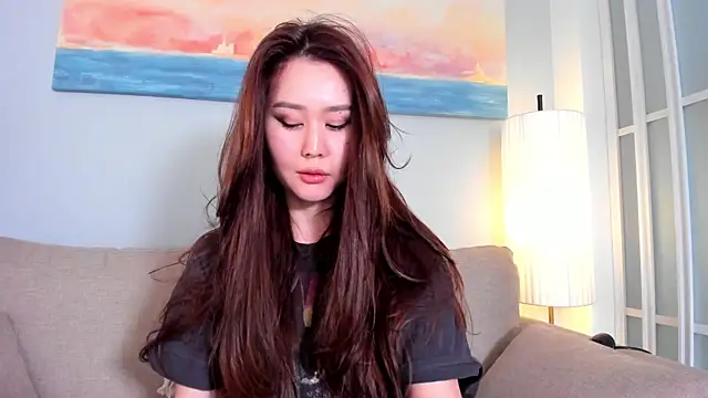 lucky liss  online show from January 24, 2025, 6:46 am