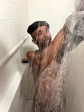 Snapshot of spideyzaddy chatting on September 12, 2025, 8:42 pm spideyzaddy online show from September 12, 2025, 8:42 pm