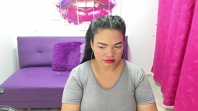 Cloe 35 online show from March 5, 2025, 2:01 pm